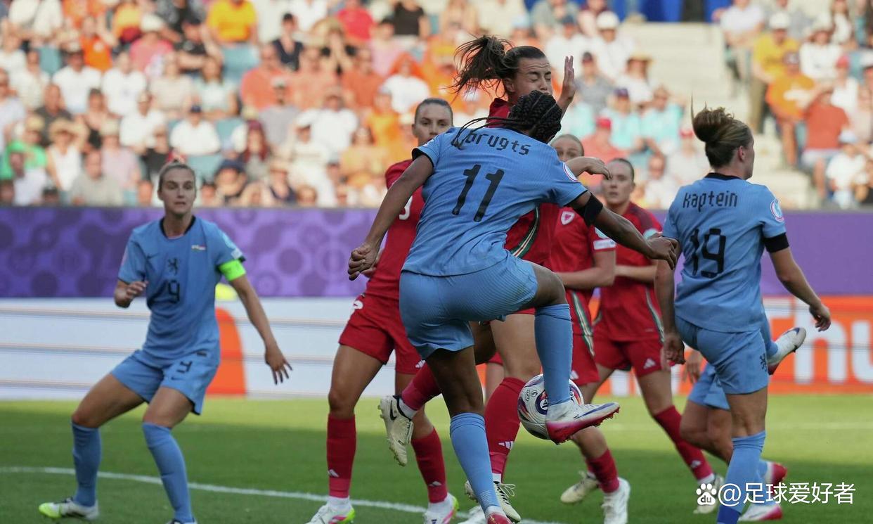 荷兰女足运动员表现出色助球队晋级(从青涩菜鸟到世界亚军,飞翔的荷兰女足还有未来) 荷兰女足运动员表现出色助球队晋级(从青涩菜鸟到世界亚军,飞翔的荷兰女足还有未来)