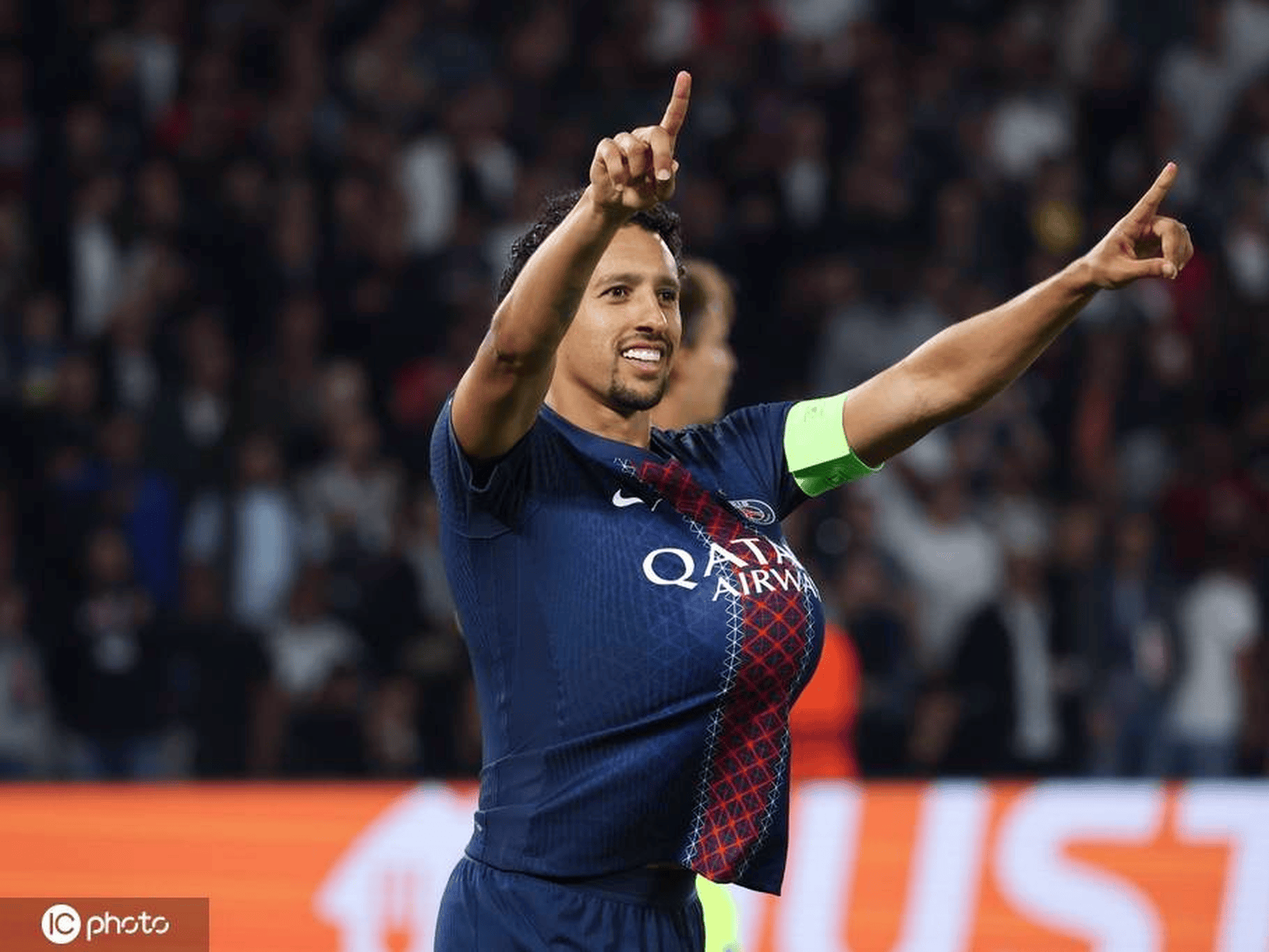 博鱼体育下载-巴黎圣日耳曼大胜榜首，取得关键三分的简单介绍